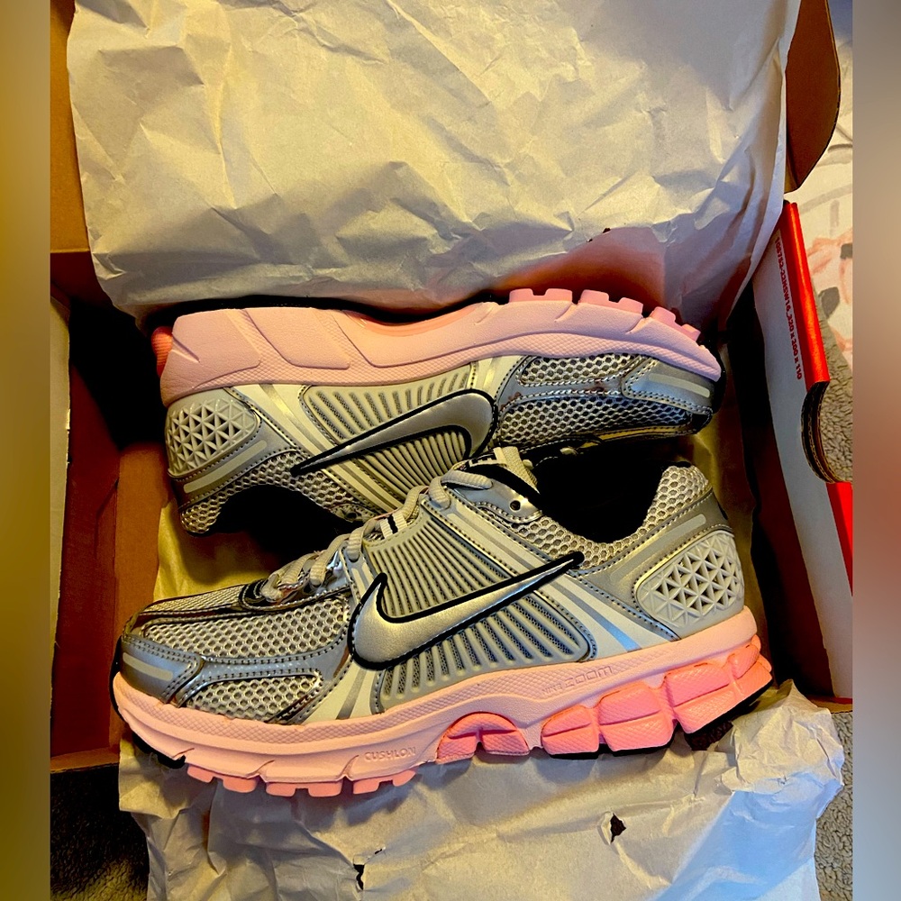Women’s Nike Zoom Vomero 5